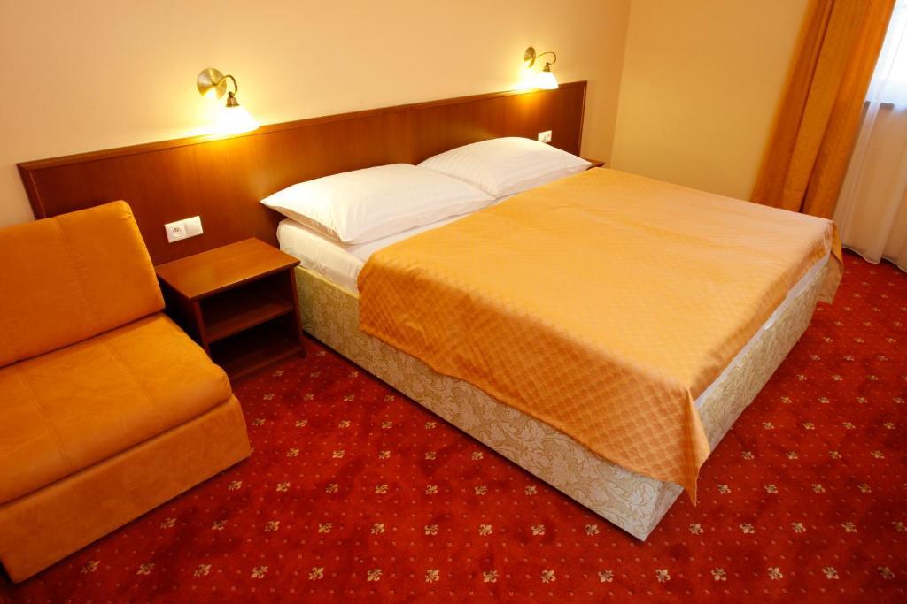 Hotel Majolika Modra Chambre photo